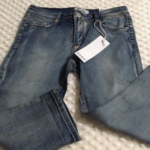 Deja blue premium Capri denim pants size 7
